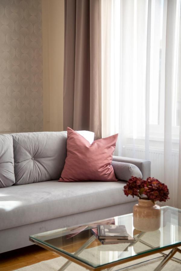 Luxury 3Bedrm 2Bathrm Apartment With Danube River View Boedapest Buitenkant foto