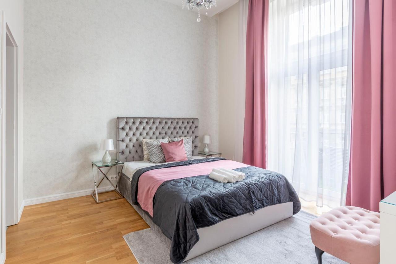 Luxury 3Bedrm 2Bathrm Apartment With Danube River View Boedapest Buitenkant foto